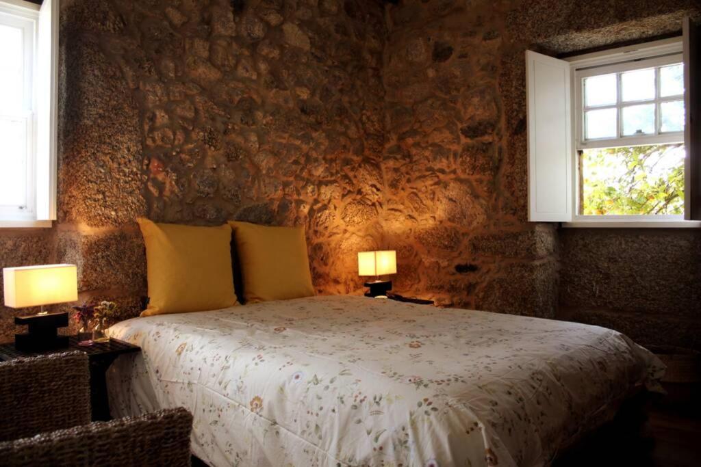 Casa Das Saras Villa Goncalo  ภายนอก รูปภาพ